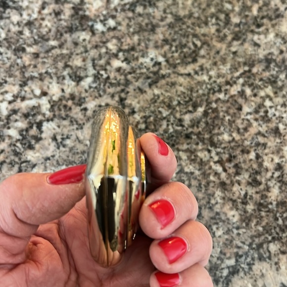 Yves Saint Laurent Gold Heart Shaped Compact - Picture 8 of 8